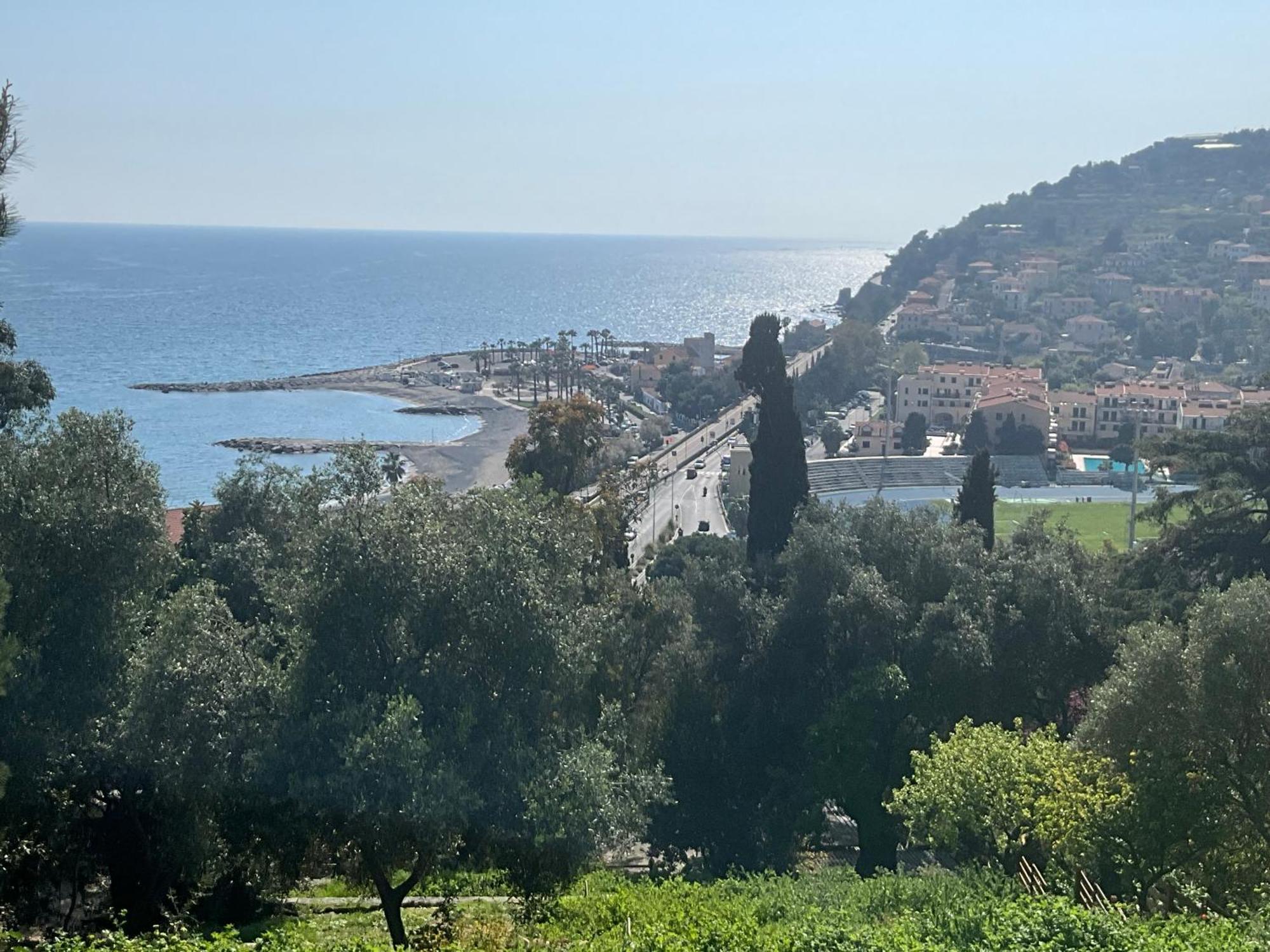 Studio Mer Piscine Cala Di Sole Imperia Italie Mono Locale Une Seule Piece Exteriör bild